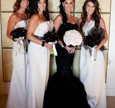 Chic & sophisticated black and white wedding theme!