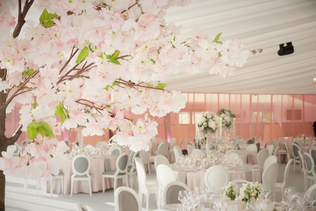 Luxury Marquee Wedding , Wedding Stylist, Wedding Flowers, Wedding Furniture