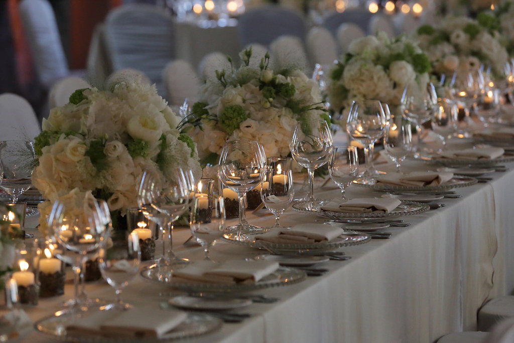 Tabletop,wedding stylist, weddingflowers,luxury linens,candlelight,chargerplates