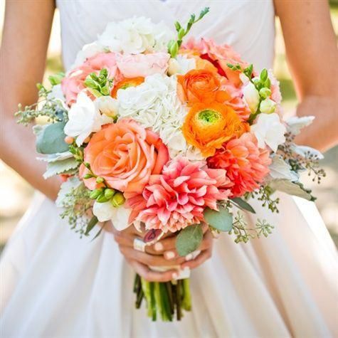 The Top Trends For Wedding Flowers In 2019 - All you need to know