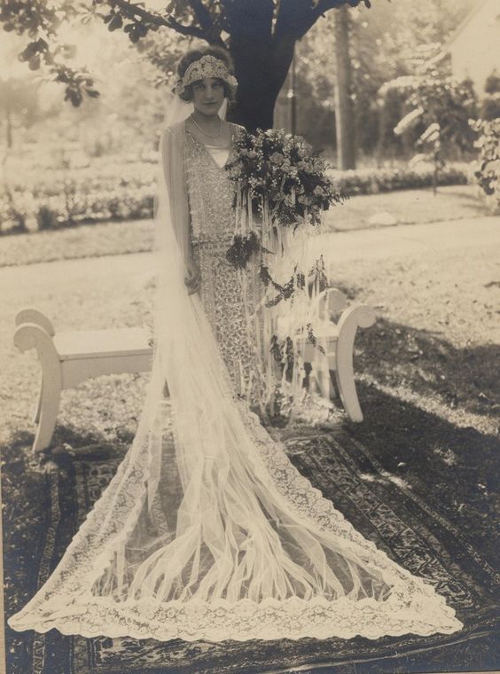 1920s wedding dress